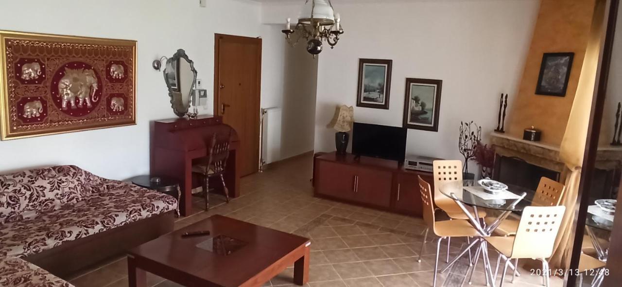 Ritsa Apartment Peraía エクステリア 写真