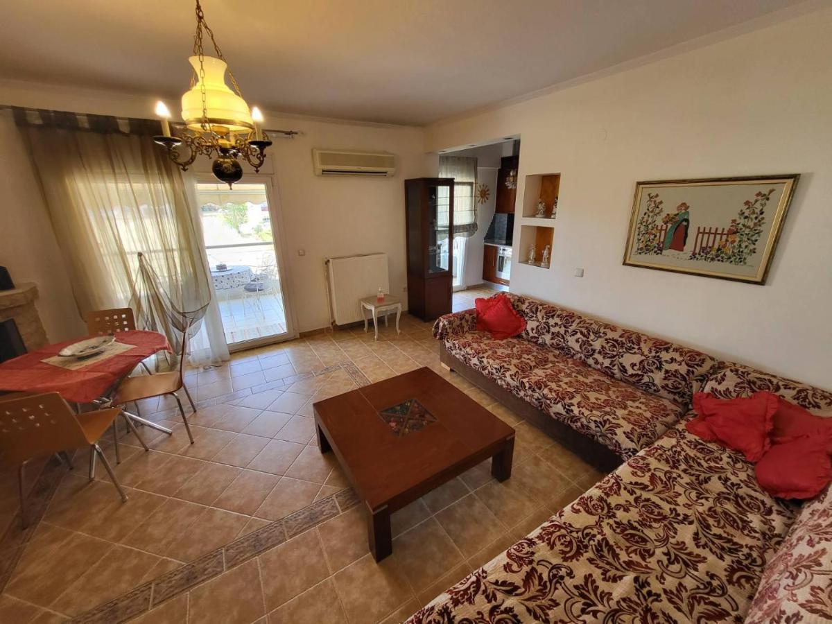 Ritsa Apartment Peraía エクステリア 写真