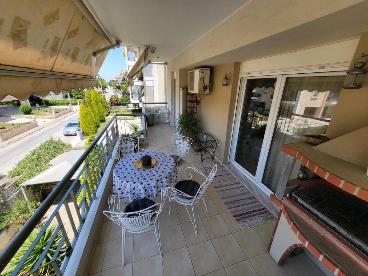 Ritsa Apartment Peraía エクステリア 写真