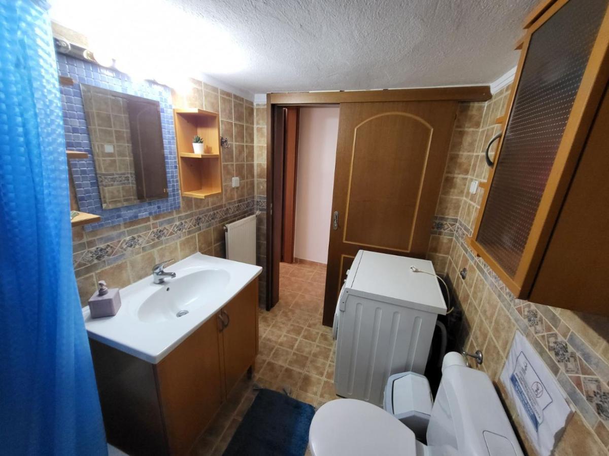 Ritsa Apartment Peraía エクステリア 写真