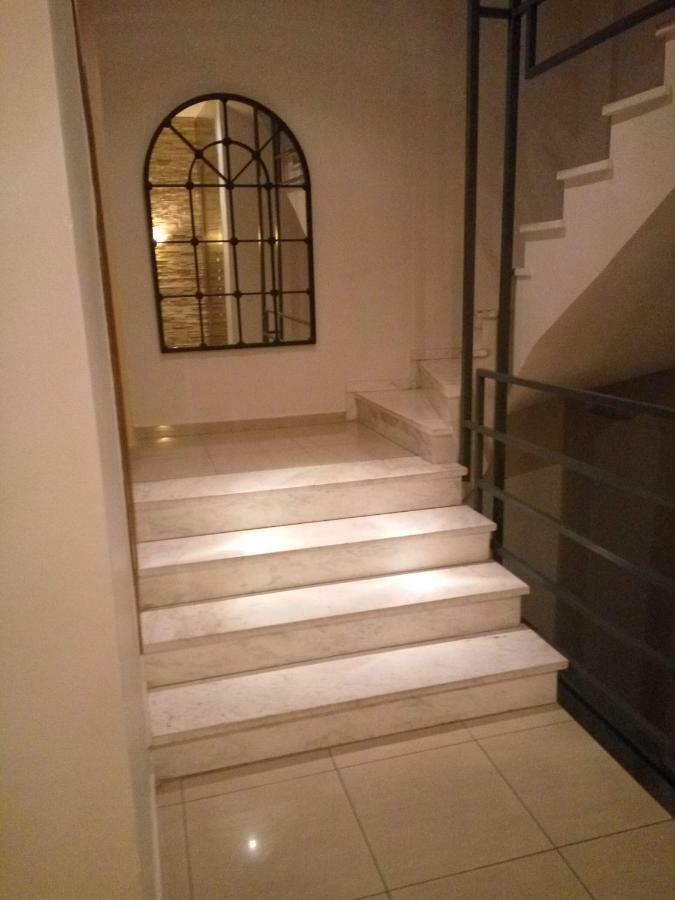 Ritsa Apartment Peraía エクステリア 写真